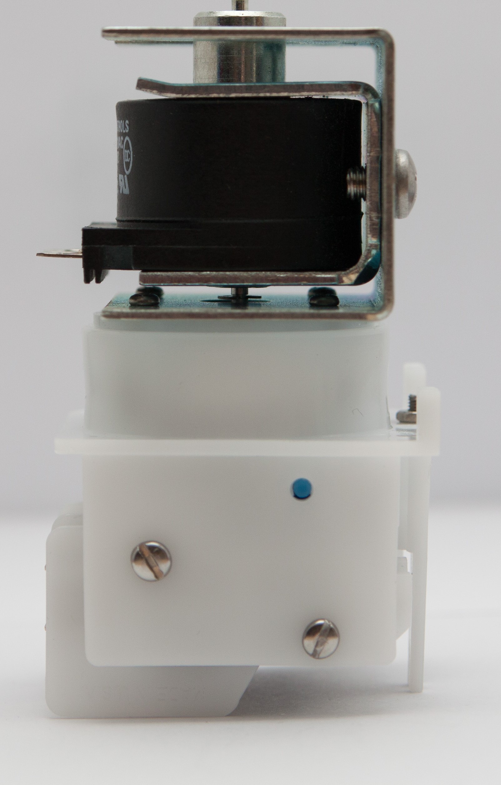 Magictrol sequencing air switch with solenoid